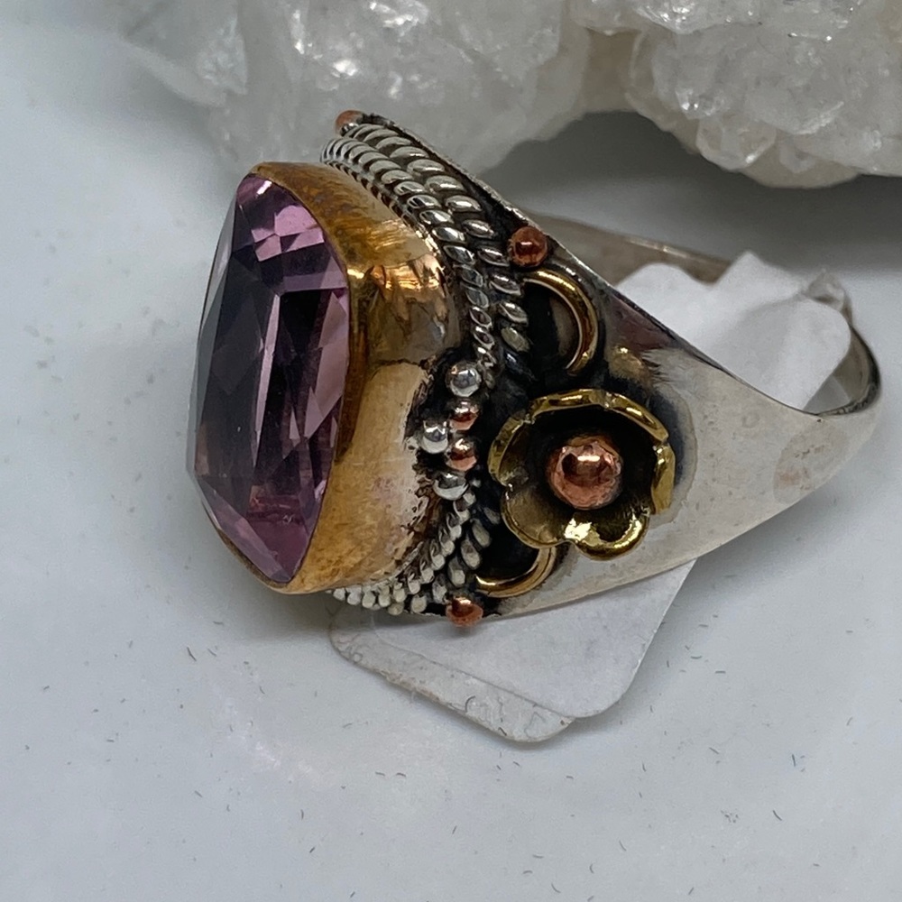 ONE OF A KIND RING - Picture 5 of 9